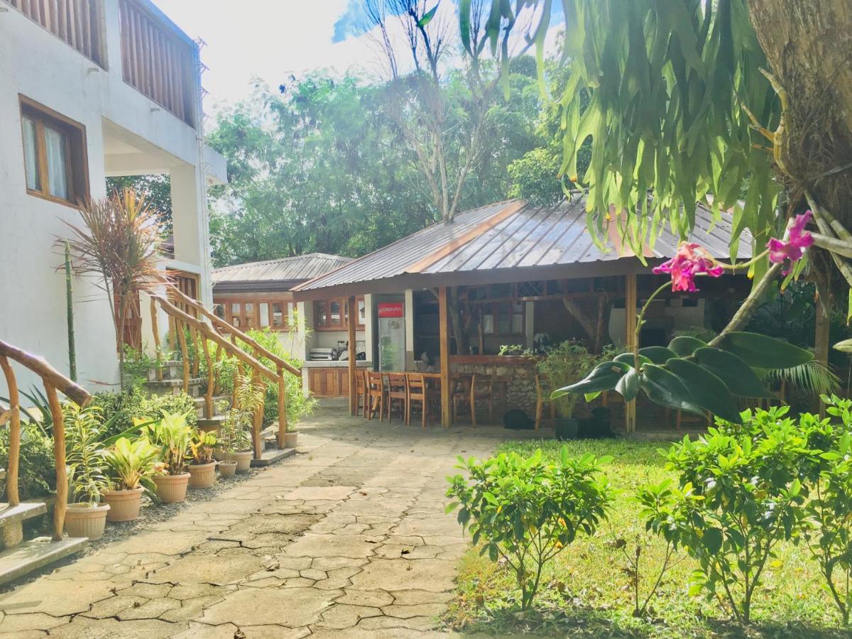Pahiluna Guesthouse 팡라오 외부 사진