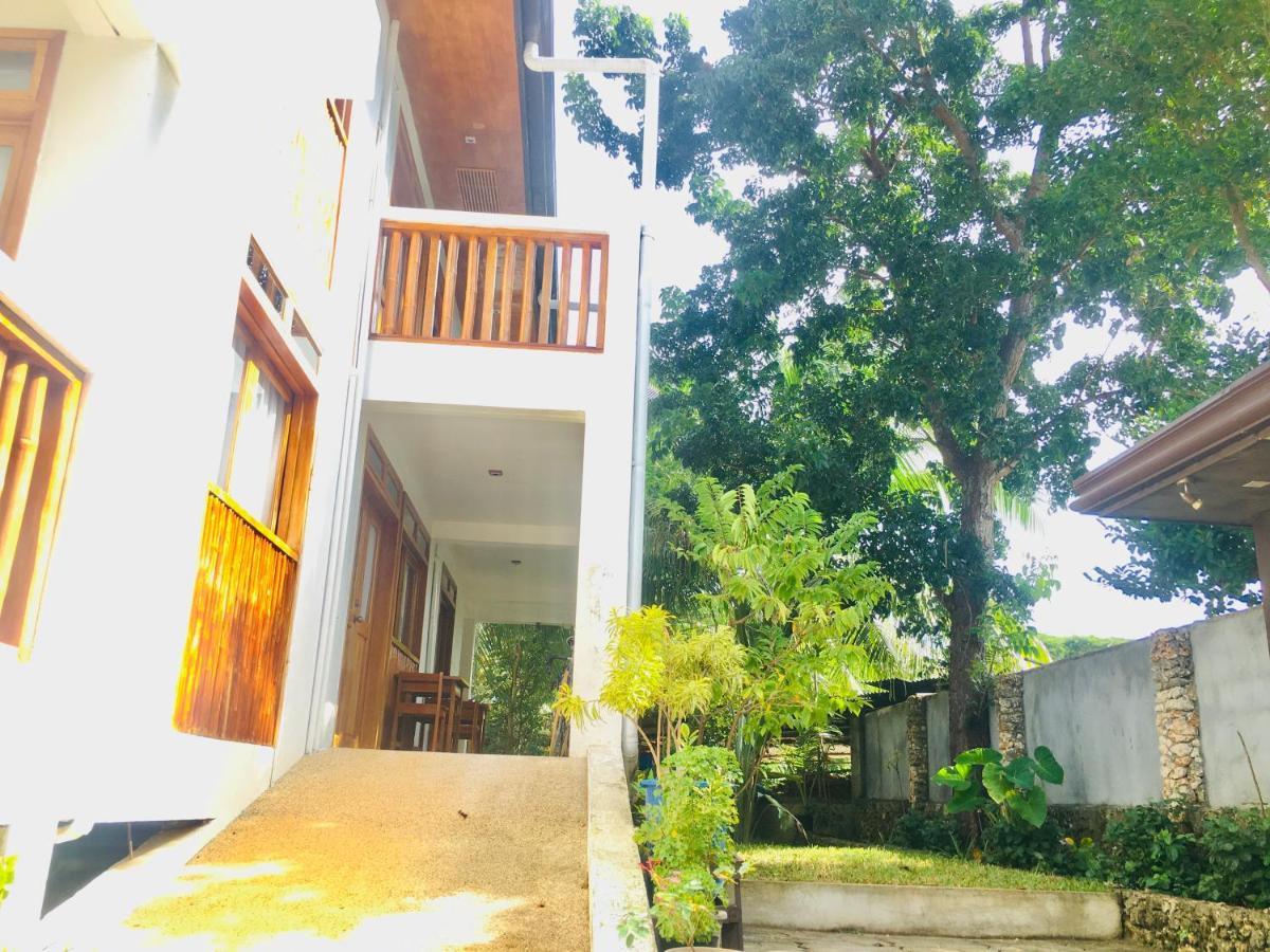 Pahiluna Guesthouse 팡라오 외부 사진