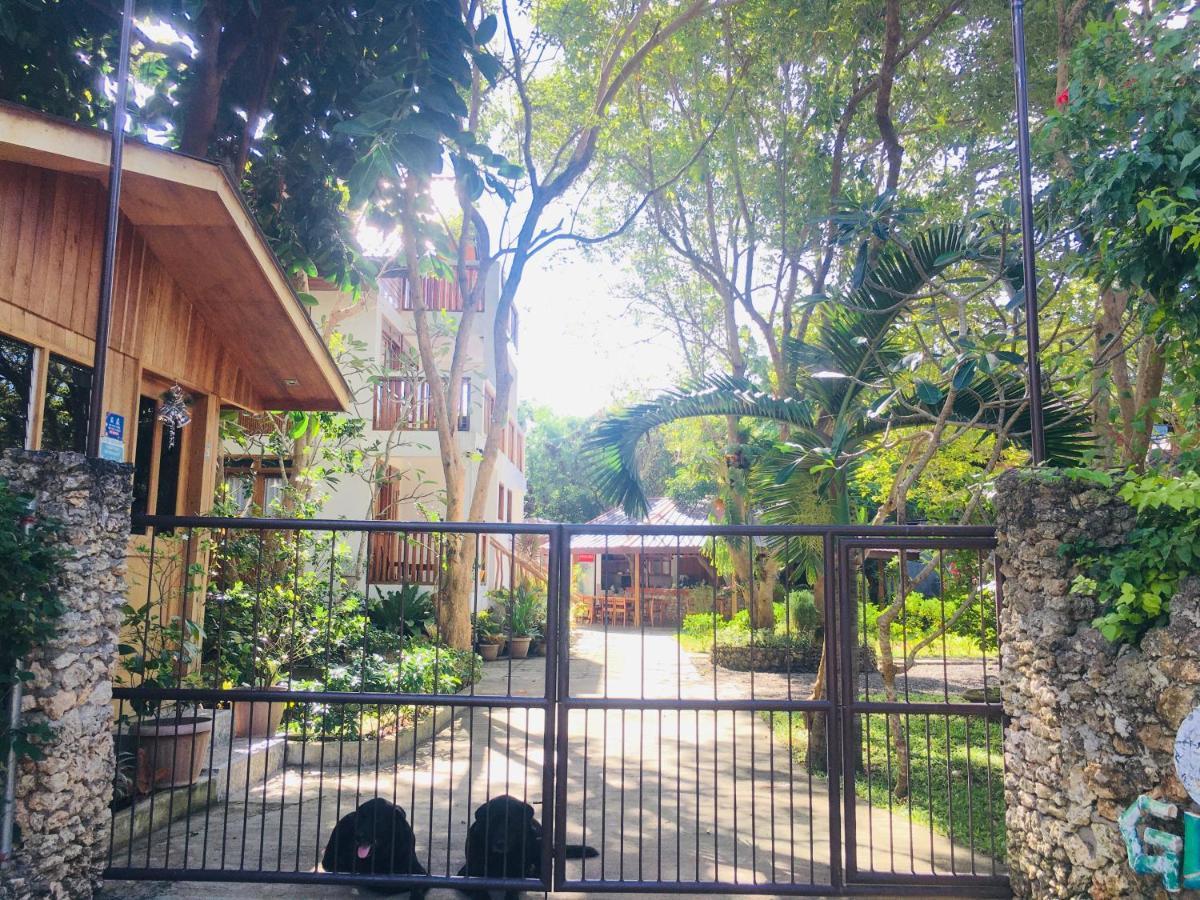Pahiluna Guesthouse 팡라오 외부 사진