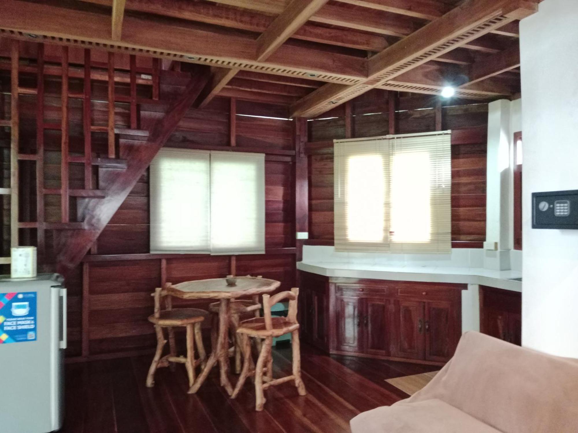 Pahiluna Guesthouse 팡라오 외부 사진