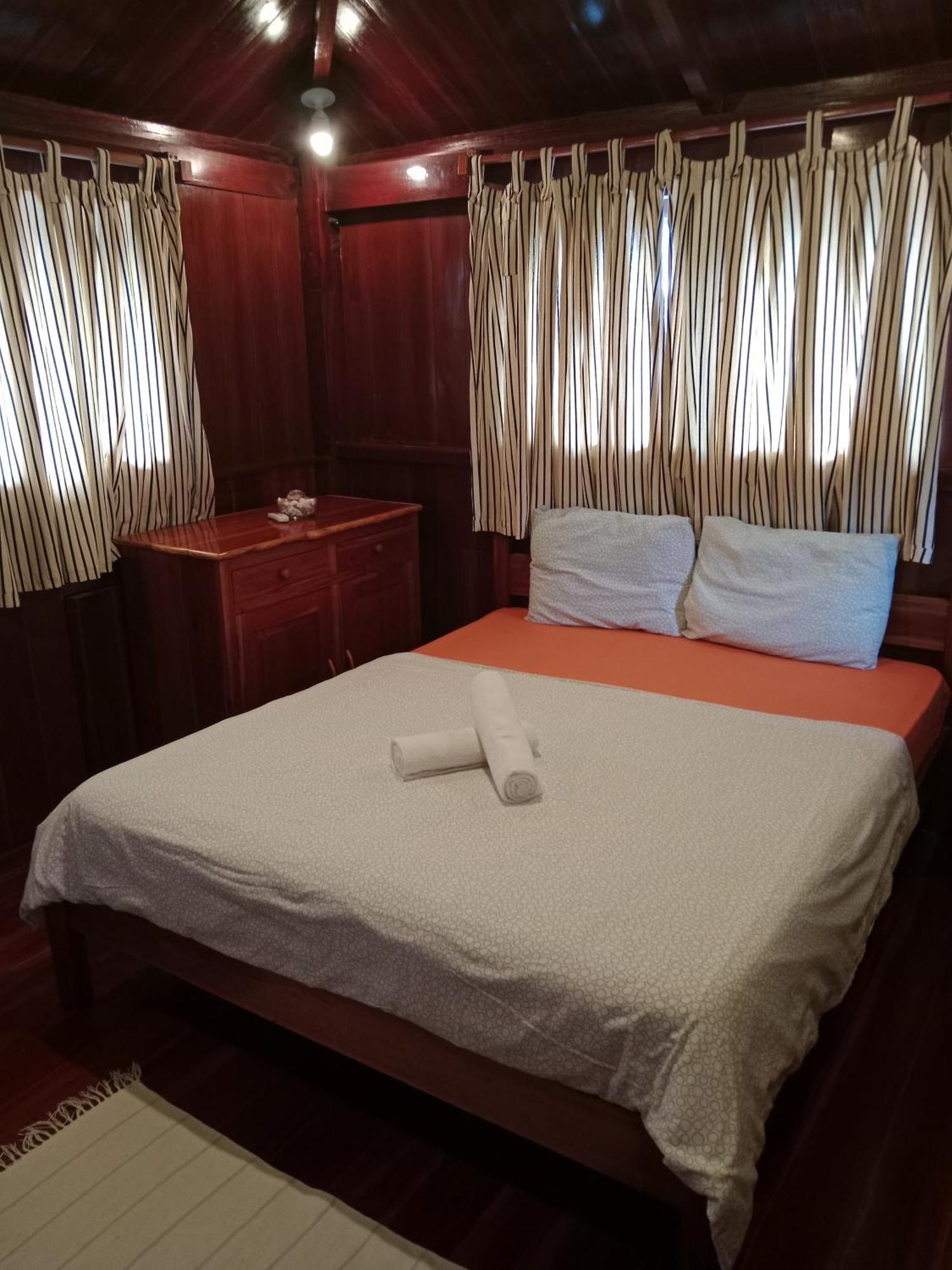 Pahiluna Guesthouse 팡라오 외부 사진