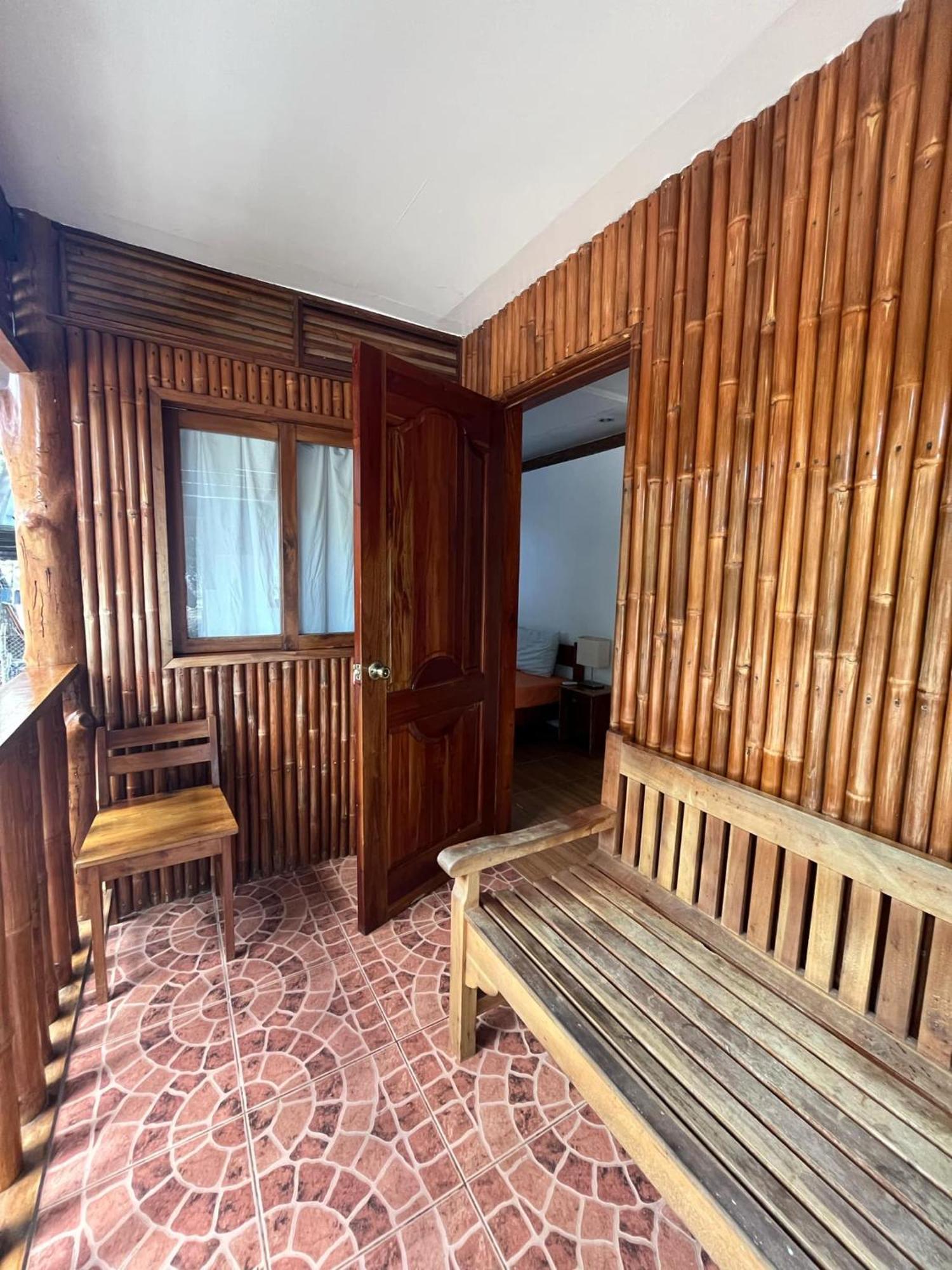 Pahiluna Guesthouse 팡라오 외부 사진